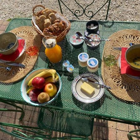 Chez Karine Bed & Breakfast Ceyzerieu Luaran gambar
