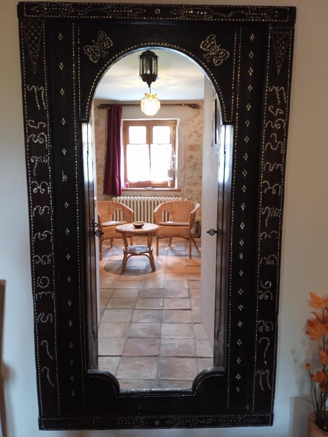 Chez Karine Bed & Breakfast Ceyzerieu Luaran gambar