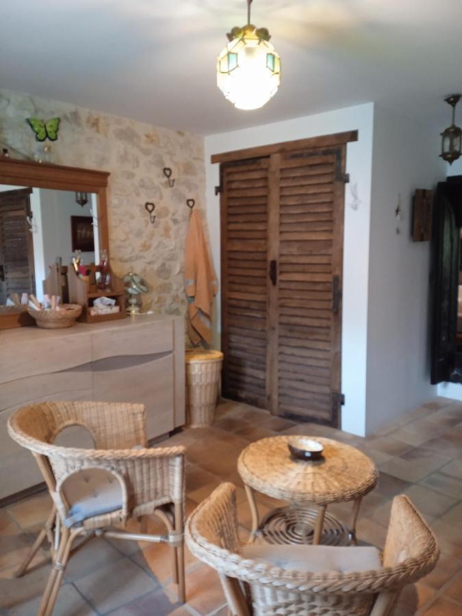 Chez Karine Bed & Breakfast Ceyzerieu Luaran gambar