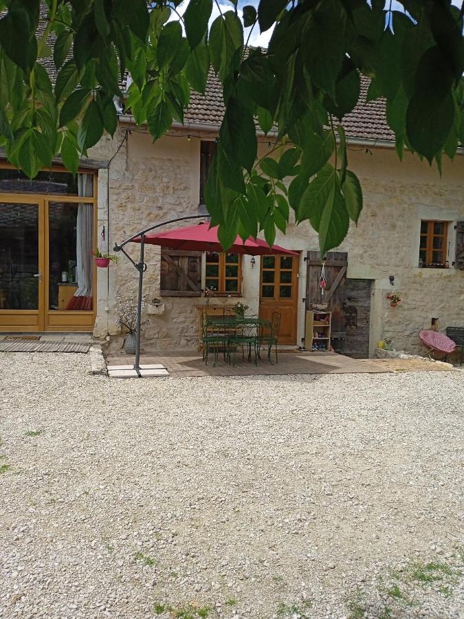 Chez Karine Bed & Breakfast Ceyzerieu Luaran gambar
